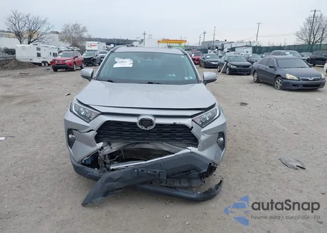 2019 Toyota Rav4 Xle from USA, damaged, VIN 2T3P1RFV6KC023172